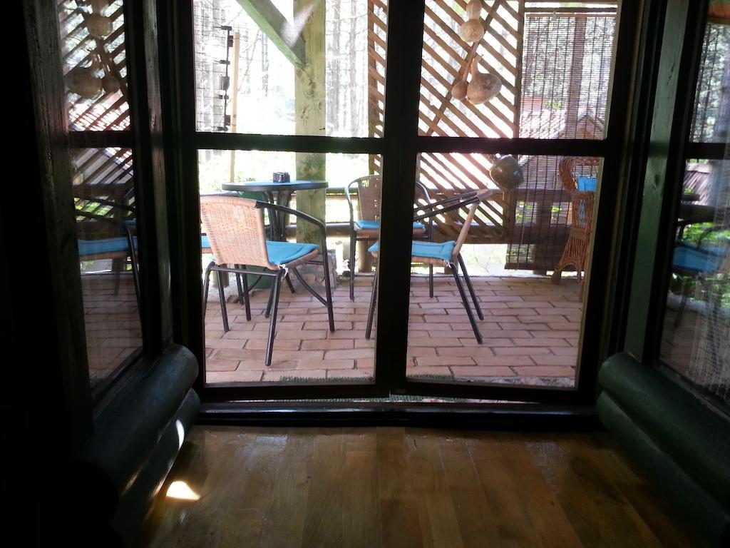 Guesthouse Bajka Vinci Bagian luar foto